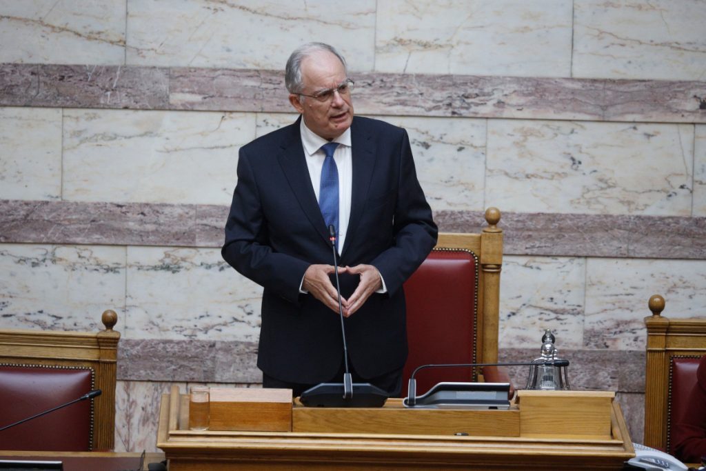 Κωνσταντίνος Τασούλας: Οι ατάκες του στη Βουλή που έγιναν viral [βίντεο]