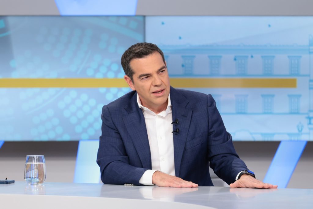 Τσίπρας στο TikTok για έμμεσους φόρους: Μητσοτάκης και Σκέρτσος θα κόβονταν σήμερα στις πανελλαδικές