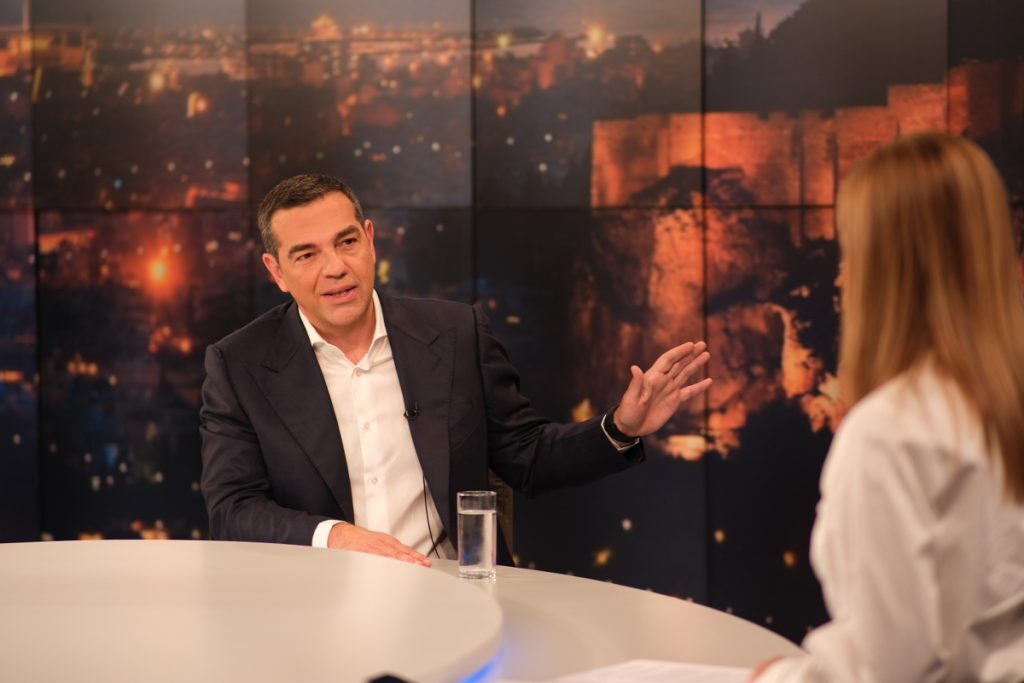 Αλέξης Τσίπρας: Πάλι έριξε τις ευθύνες στο λαό
