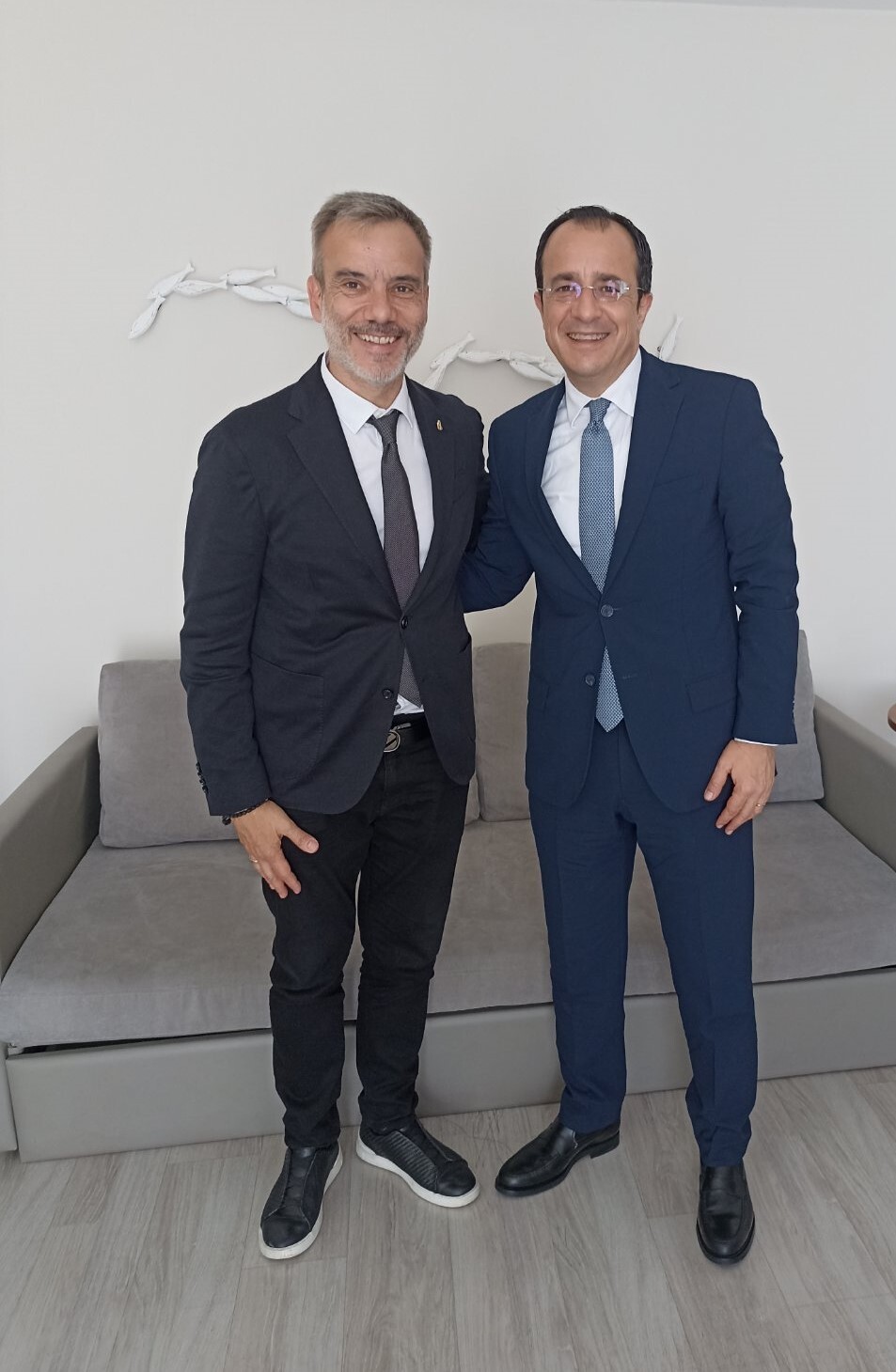 Εσωτερική εικόνα άρθρου