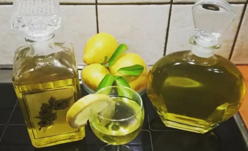 Φτιάξτε πανεύκολο λιμοντσέλο – Για να πάνε κάτω τα φαρμάκια
