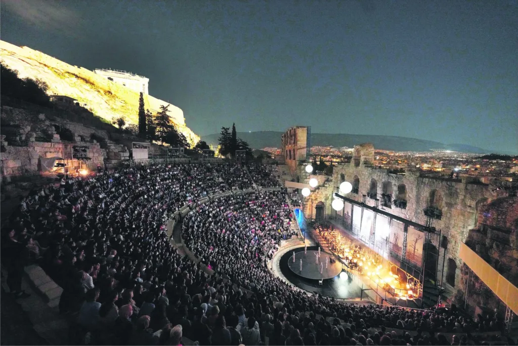 Διαφήμιση, μπασκέτα και τάφρος στην αρχαία Επίδαυρο