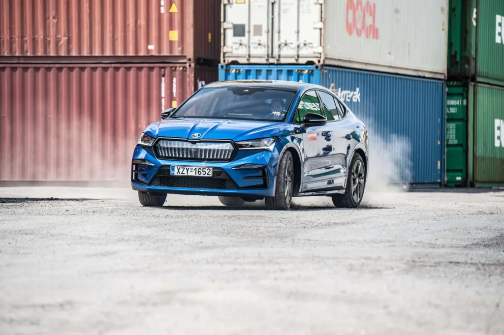 Skoda Enyaq Coupe RS iV: «Άνετα» γρήγορο