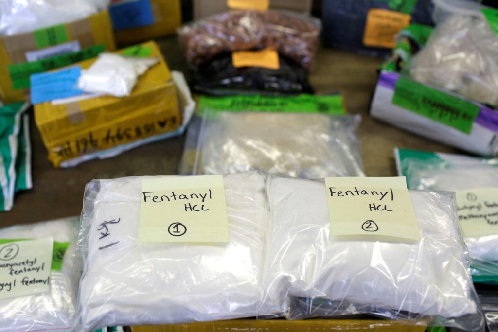 Fentanyl: Τι είναι και γιατί θερίζει τη νεολαία των ΗΠΑ
