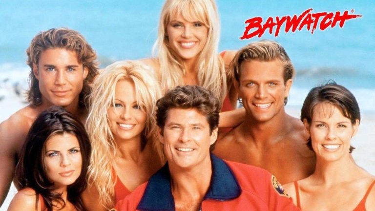 Baywatch: Πως είναι σήμερα γνωστή πρωταγωνίστρια της σειράς [Βίντεο]