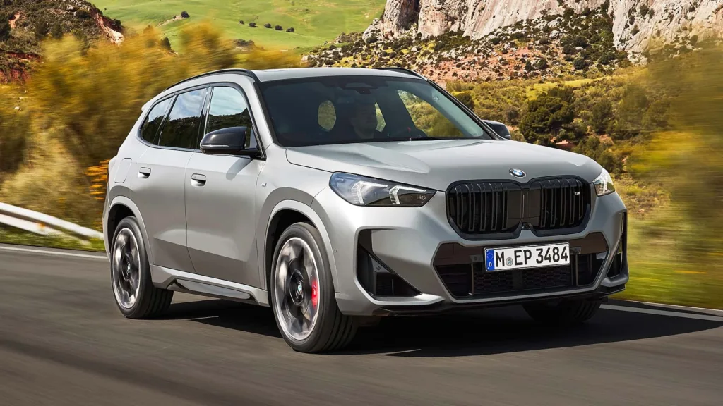 H BMW αποκαλύπτει τη νέα X1 M35i: Πόσους ίππους έχει;