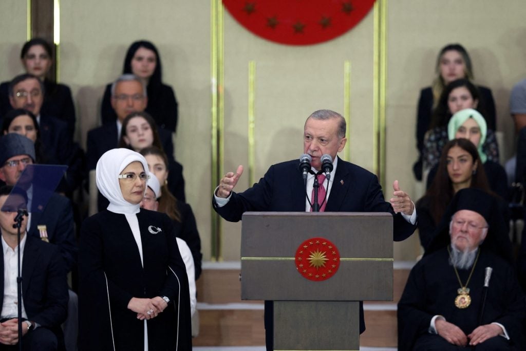 Ερντογάν: «Υπόσχομαι να είμαστε ισχυρότεροι στην προστασία των συμφερόντων μας» – Η «Γαλάζια Π