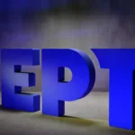 Μετά από 22 χρόνια επιστρέφει το κορυφαίο τηλεπαιχνίδι στην ΕΡΤ – Δείτε ποιο είναι!