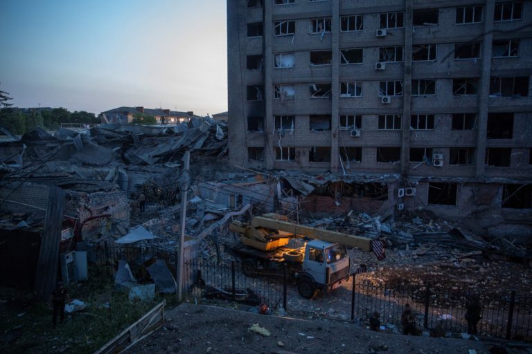 Ουκρανία: Στους 12 οι νεκροί στο Κραματόρσκ- Ανάμεσά τους τρία παιδιά