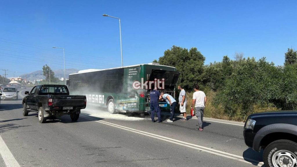 Κρήτη: Φωτιά σε λεωφορείο του ΚΤΕΛ – Σώοι όλοι οι επιβάτες [Eίκονες]