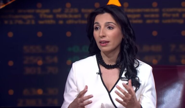 Χαφιζέ Γκαγιέ Ερκάν: Ποια είναι η γυναίκα που σκέφτεται ο Ερντογάν για την Κεντρική Τράπεζα