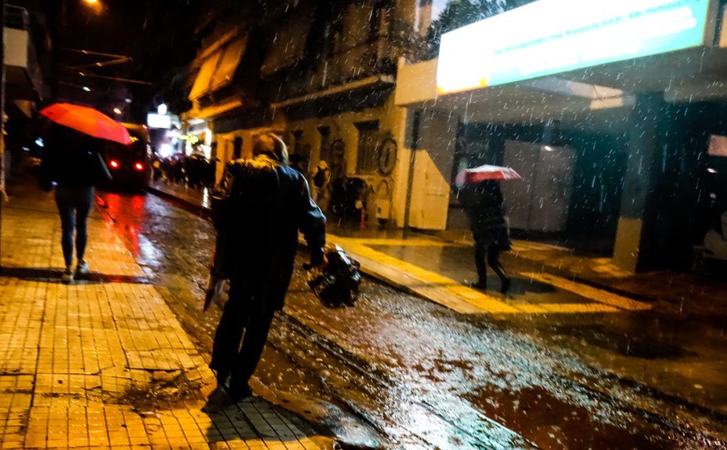 Petar Καιρός - Συναγερμός από τον Μαρουσάκη: Μεγάλη προσοχή σε αυτές τις περιοχές – Έρχεται μεγάλος όγκος νερού