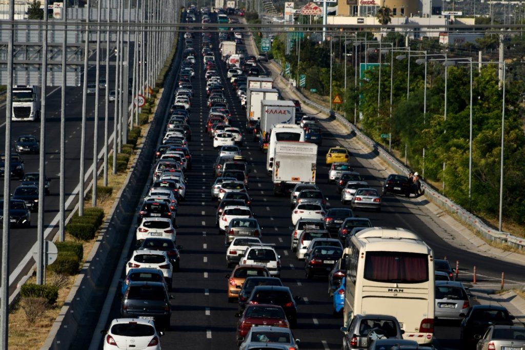 Κίνηση: «Βράζει» η κάθοδος του Κηφισού – Που υπάρχουν προβλήματα [δείτε live]