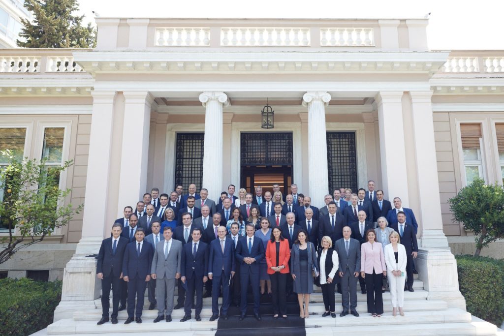 Οι υπουργοί θα κριθούν από τη δουλειά τους