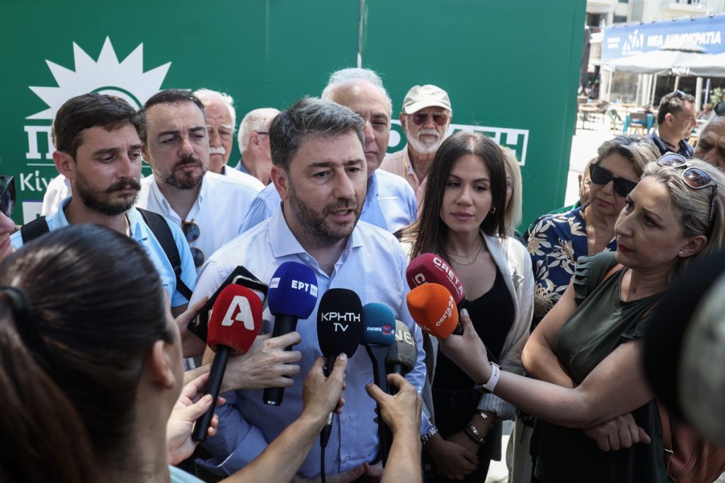 Ανδρουλάκης: Μητσοτάκης και Τσίπρας να τελειώσουν τους επικίνδυνους τυχοδιωκτισμούς στα εθνικά θέματ