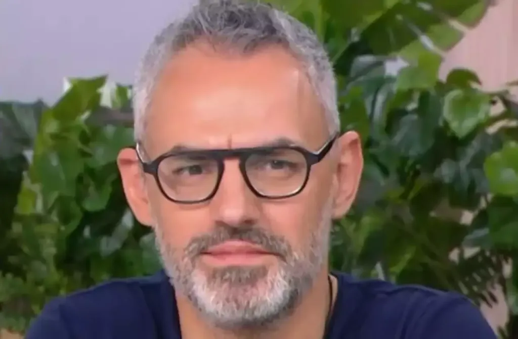 Νίκος Συρίγος: «Η Σίσσυ μας αντιμετωπίζει όλους σαν μαμά»