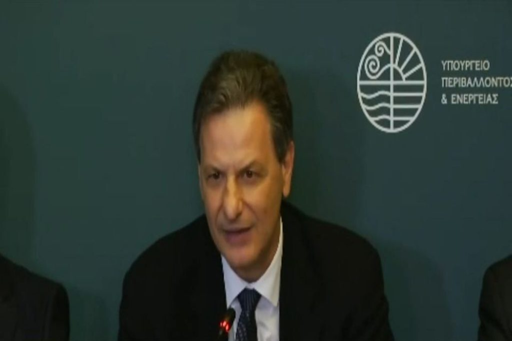 Νέα κυβέρνηση-Σκυλακάκης: Τελετή παράδοσης – παραλαβής ΥΠΕΝ – «Προτεραιότητα το «Εξοικονομώ» κ