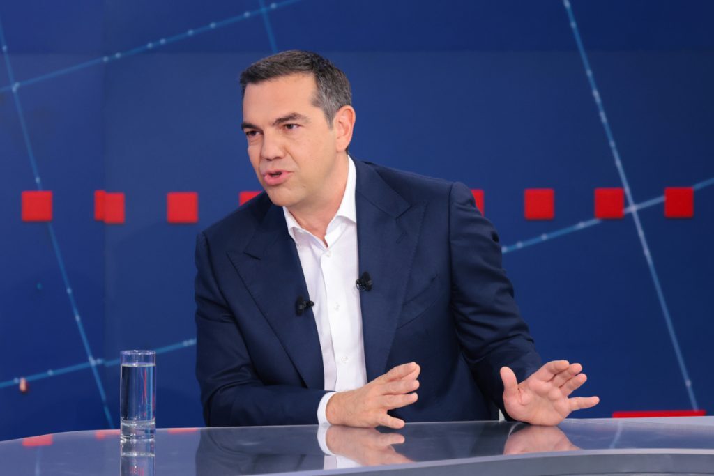 Ο Τσίπρας… κάλυψε Φίλη για «τουρκική μειονότητα» – Επίθεση σε Ανδρουλάκη