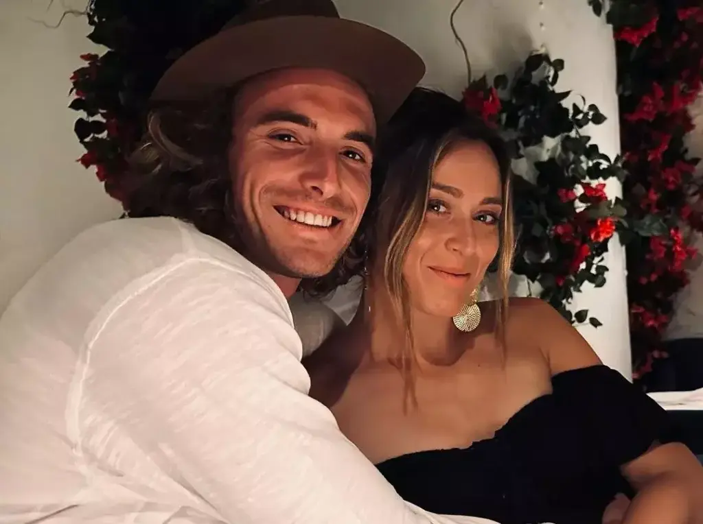 «Όποιος χάνει στο.. Wimbledon, κερδίζει στην αγάπη» – Πως παρηγόρησε η Μπαντόσα τον Τσιτσιπά [
