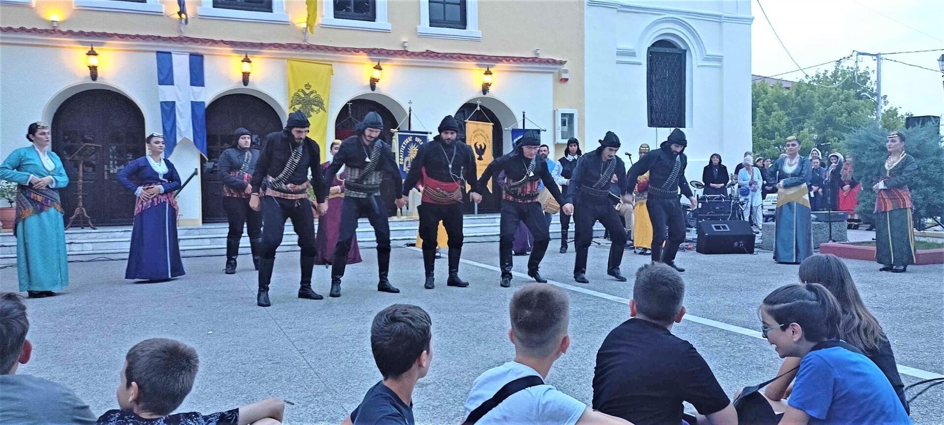 Εσωτερική εικόνα άρθρου
