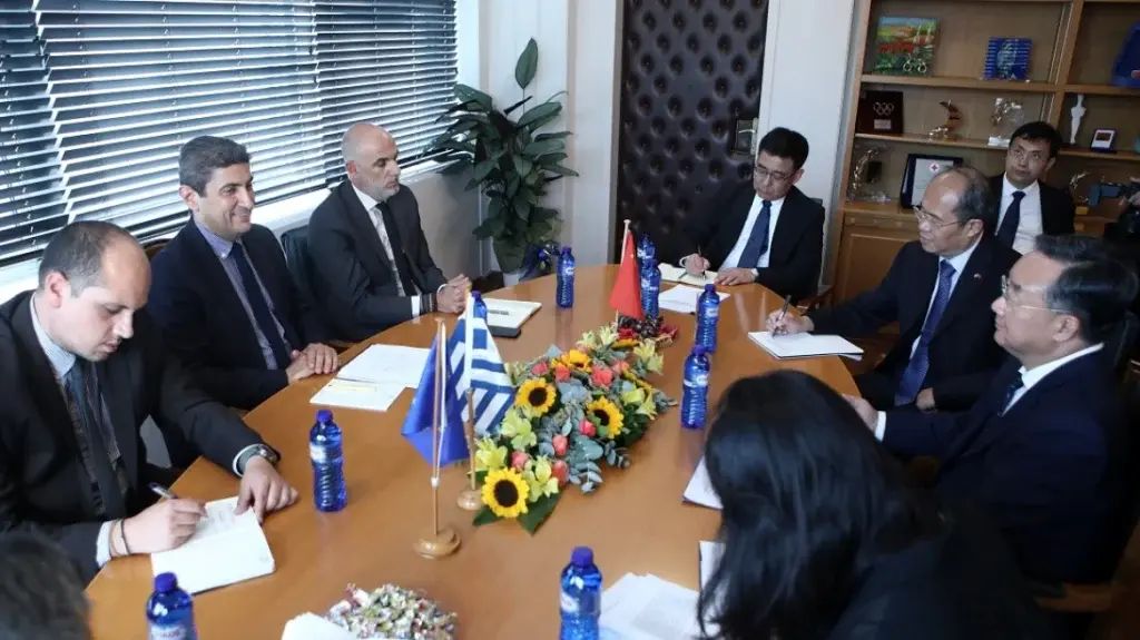 Συνάντηση Υπουργού Αγροτικής Ανάπτυξης και Τροφίμων Λευτέρη Αυγενάκη με τον Κινέζο ομόλογο του