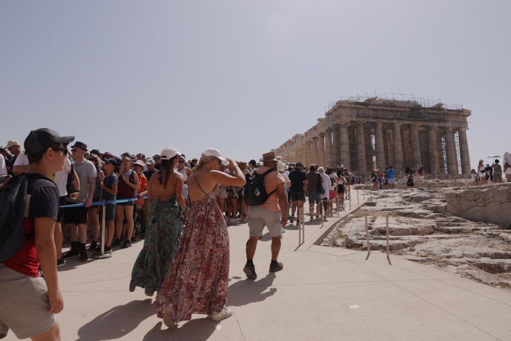 Κλειστή και το Σάββατο από τις 11:30 ως τις 17:30 η Ακρόπολη λόγω καύσωνα
