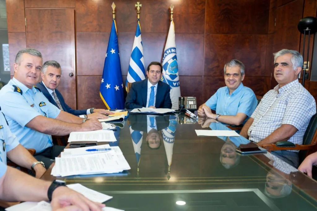 Διαδοχικές συναντήσεις Μηταράκη: Χρέος μας είναι να λαμβάνουμε κάθε μέτρο που θα διευκολύνει τη διακίνηση όλων των συμπολιτών μας