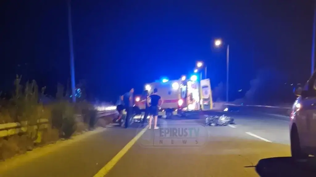 Ιωάννινα: Στη ΜΕΘ 22χρονη μετά από σύγκρουση με μοτοσικλέτες [βίντεο]