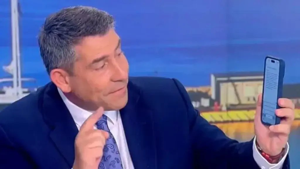 «Πληρωμένη» απάντηση στον Παυλόπουλο για τον νέο Πρόεδρο του ΣΥΡΙΖΑ – Η… πρόβλεψη εφαρμογής