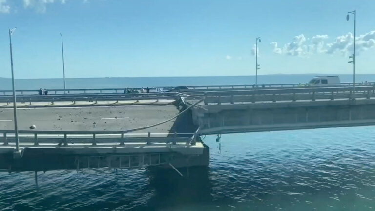 Ρωσία: Μαχητικό αεροσκάφος τύπου Su-25 συνετρίβη στην Αζοφική θάλασσα – Σώος ο πιλότος