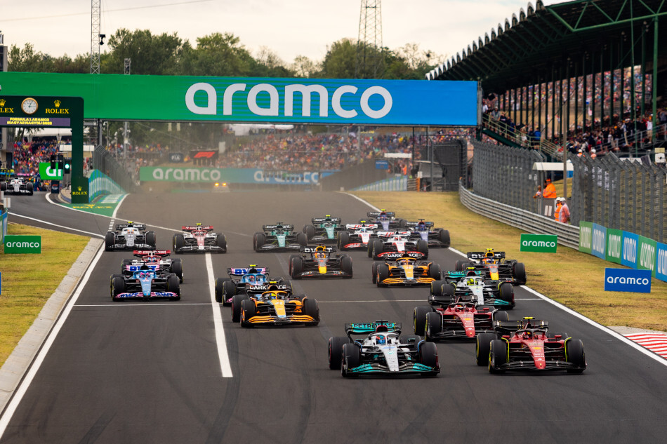 Grand Prix Ουγγαρίας: Εύκολη νίκη Φερστάπεν, ρεκόρ για τη Red Bull Racing