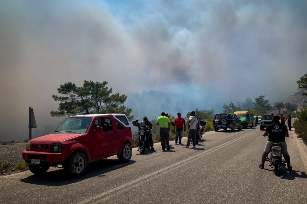 Φωτιά στην Κέρκυρα: Εφιάλτης δίχως τέλος – Απειλείται το χωριό Λούτσες