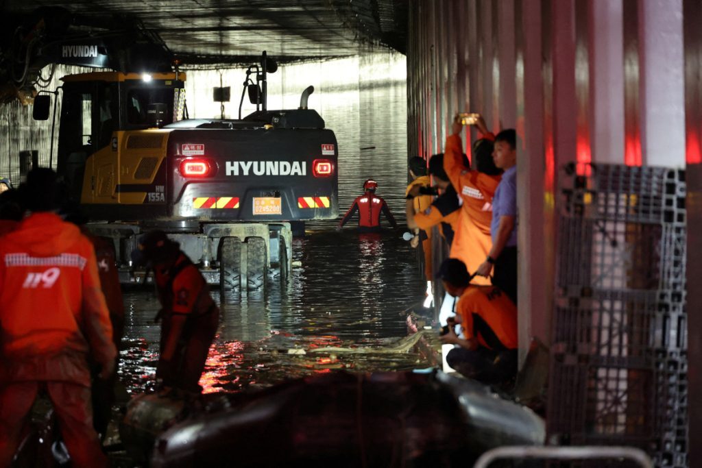 Νότια Κορέα: Στους 41 έφθασαν οι νεκροί από τις πλημμύρες