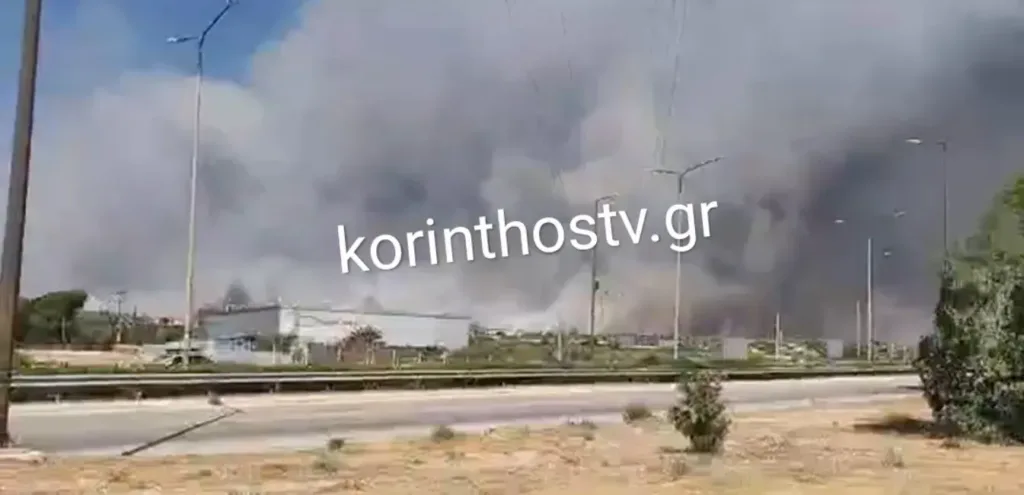 Φωτιά στο Λουτράκι: Εκλεισε η εθνική οδός Αθηνών-Κορίνθου από Αγίους Θεοδώρους μέχρι Επίδαυρο και στα δύο ρεύματα [συνεχής ενημέρωση]