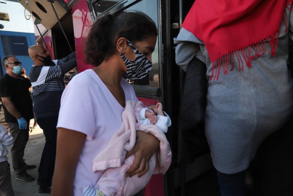 Εκκενώθηκε η δομή φιλοξενίας προσφύγων στο Λαύριο – Απομακρύνθηκαν 53 διαμένοντες
