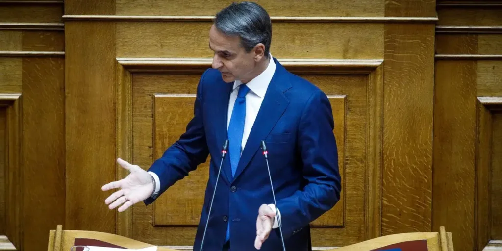Βουλή: Όλα τα μέτρα που ανακοίνωσε ο Μητσοτάκης – Τι αλλάζει για δημοσίους υπαλλήλους, συνταξι