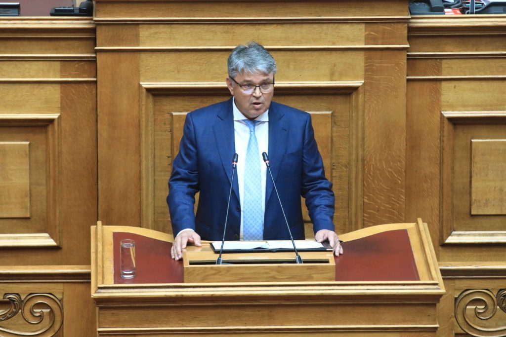Νατσιός: Δεν κατανοείτε τι σημαίνει να τελειώνει ο μισθός στις 20 του μήνα
