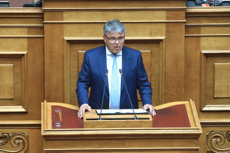 Νατσιός: Δεν κατανοείτε τι σημαίνει να τελειώνει ο μισθός στις 20 του μήνα