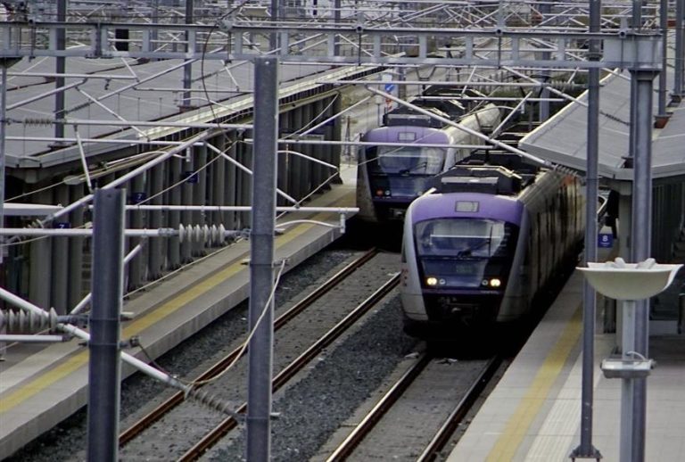 Τραγωδία στην Κόρινθο: Άνδρας ανασύρθηκε νεκρός από τον Προαστιακό