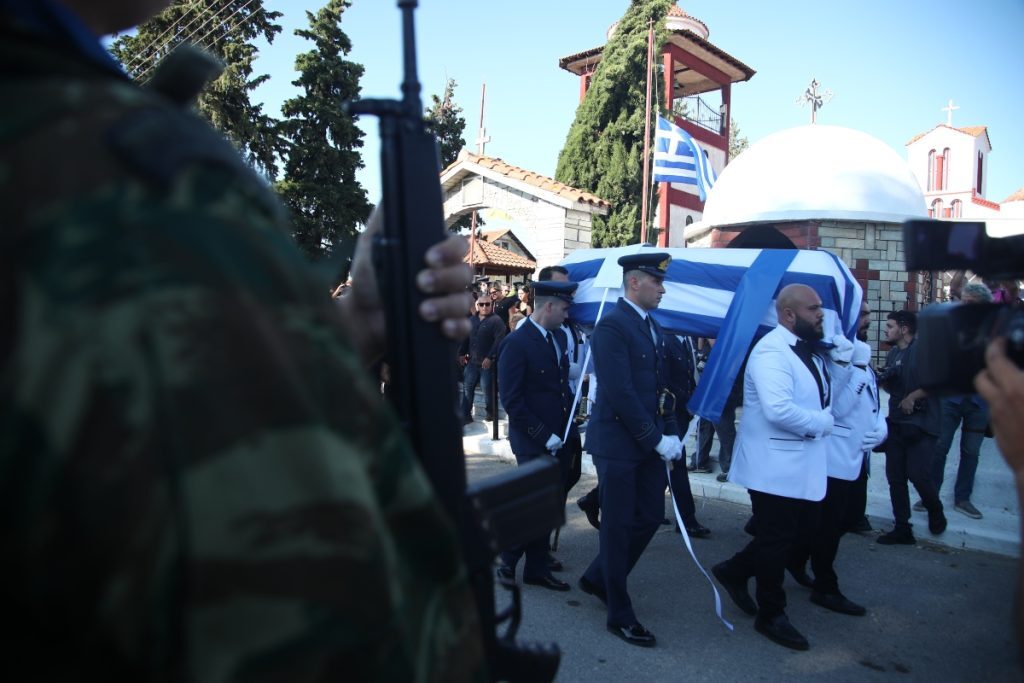 Ανθυποσμηναγός Περικλής Στεφανίδης: «Παρών» – Πέταξε στον ουρανό ο ήρωας του μοιραίου καναντέρ