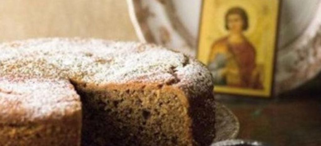 Η Μοναστηριακή Φανουρόπιτα και η ευχή που πρέπει να διαβάσετε – Γιατί τα υλικά πρέπει να είναι 7
