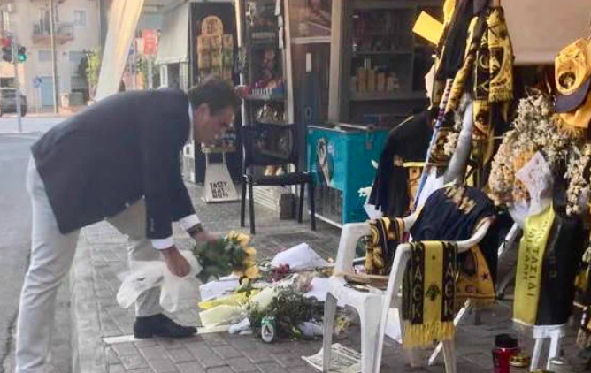 Λουλούδια στη μνήμη του αδικοχαμένου Μιχάλη από τον Μαργαρίτη Σχοινά – Το μήνυμά του