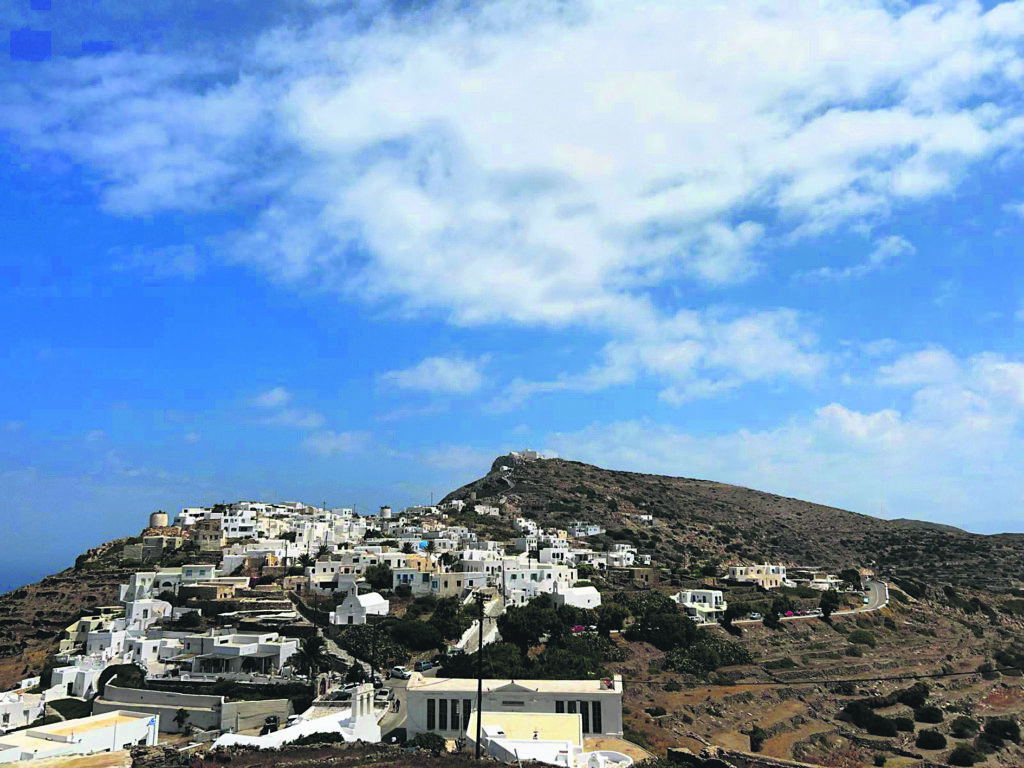 Σίκινος: Το κυκλαδονήσι χωρίς ξαπλώστρες και πισίνες
