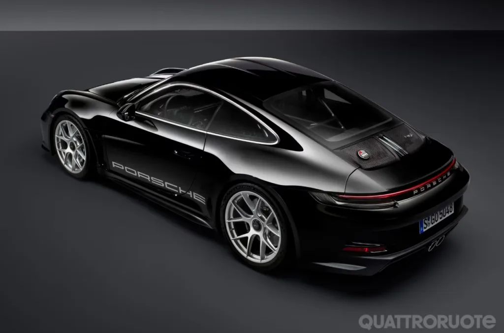 Porsche 911 S/T: Ευέλικτη, ελαφριά και… αποκλειστικά χειροκίνητη!