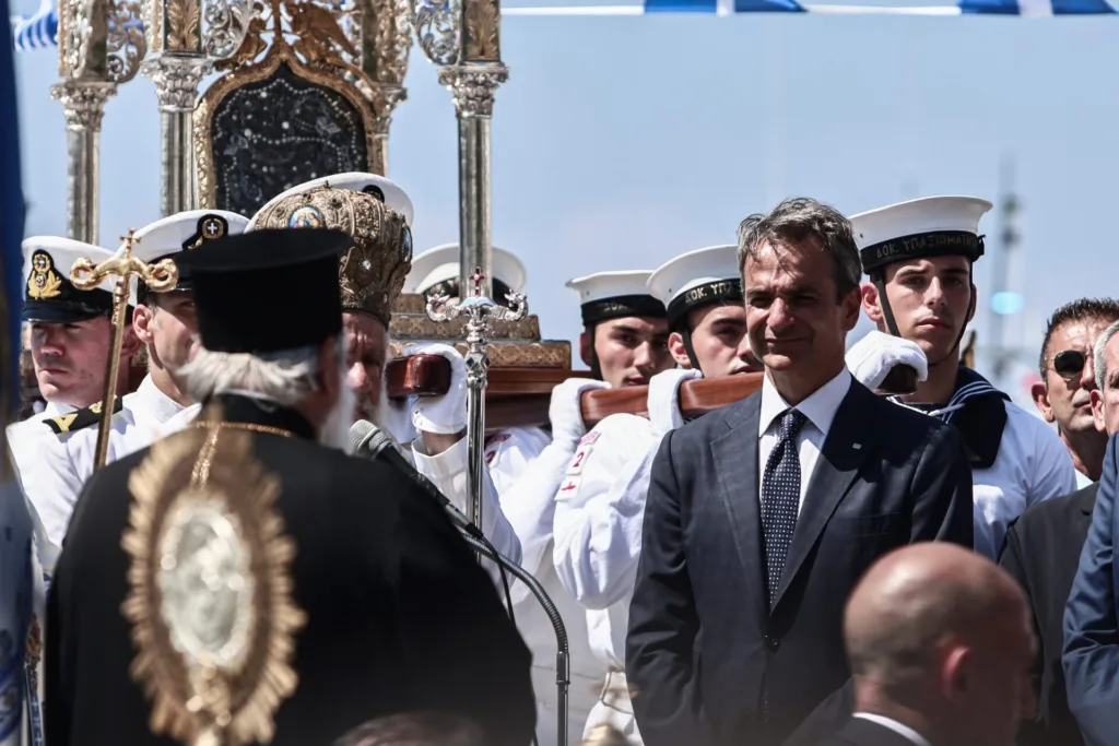 Δεκαπενταύγουστος – Μητσοτάκης από Τήνο: «Μετά από χρόνια, η Ελλάδα έχει κάθε δικαίωμα να κοιτ