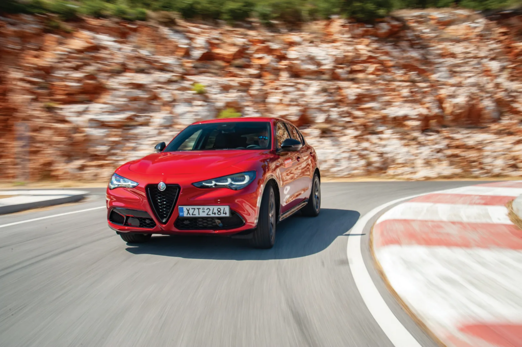 Δοκιμή Alfa Romeo Stelvio 2.2D Q4: Όπως θα έπρεπε να είναι τα SUV!