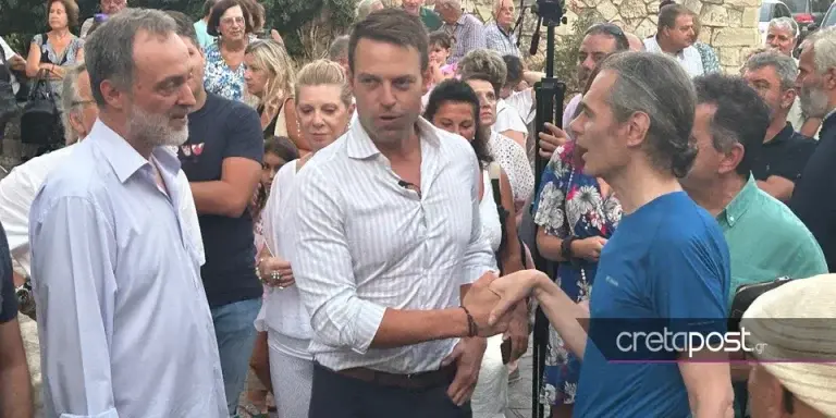 Κασσελάκης: Στους Τάφους των Βενιζέλων η προεκλογική «πρεμιέρα»: «Είμαι κουζουλός»