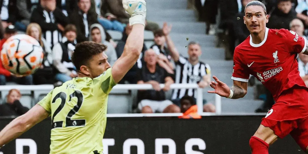 Premier League: Επική ανατροπή της Λίβερπουλ κόντρα στη Νιουκάστλ, με ήρωα τον Νούνιες