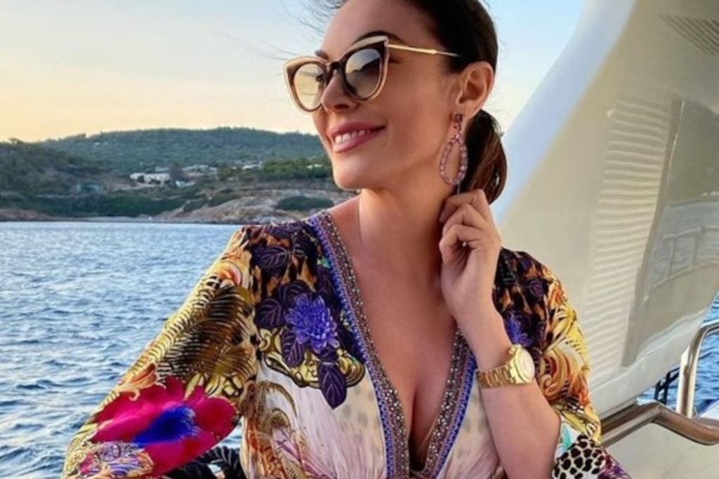 Τατιάνα Στεφανίδου: Χλιδάτες διακοπές στην Κέρκυρα με τον Ευαγγελάτο – Το «έκαψαν» με γκουρμέ μεζέδες και ακριβά κρασιά