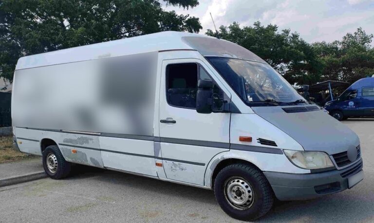 διακινητές